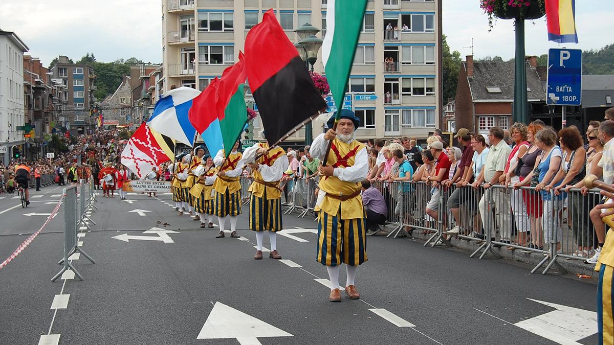 Cortège_15_aout_huy